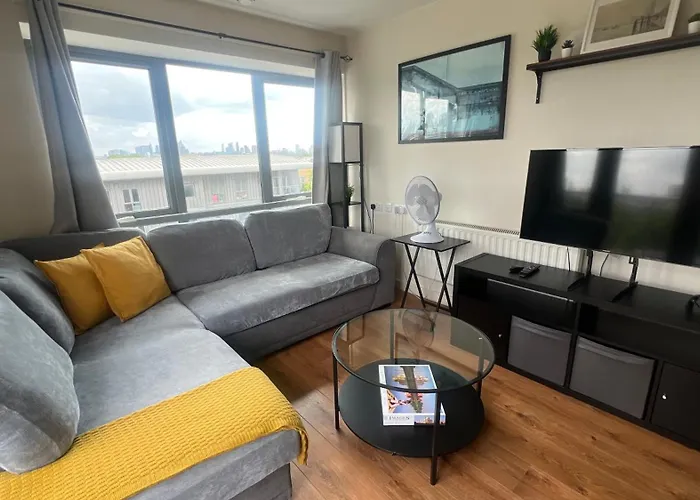 Sunset Heights Bright 2Br With City Views And Free Parking