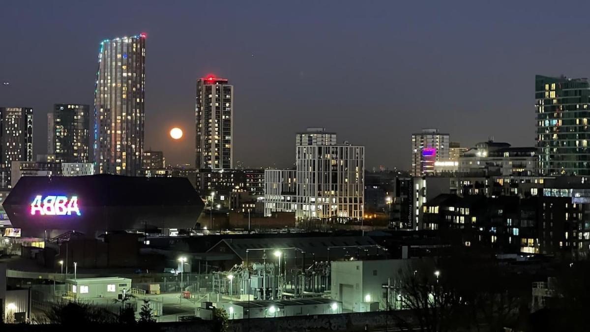 Sunset Heights Bright 2br With Views And Free Parking Appartement *